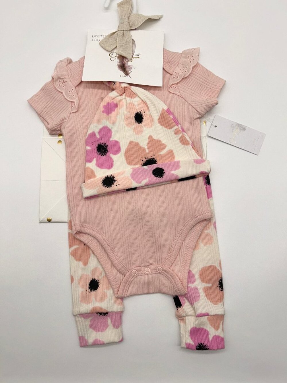 NWT Jessica Simpson Girls 6/9M 4pc Floral Set + Gift bag